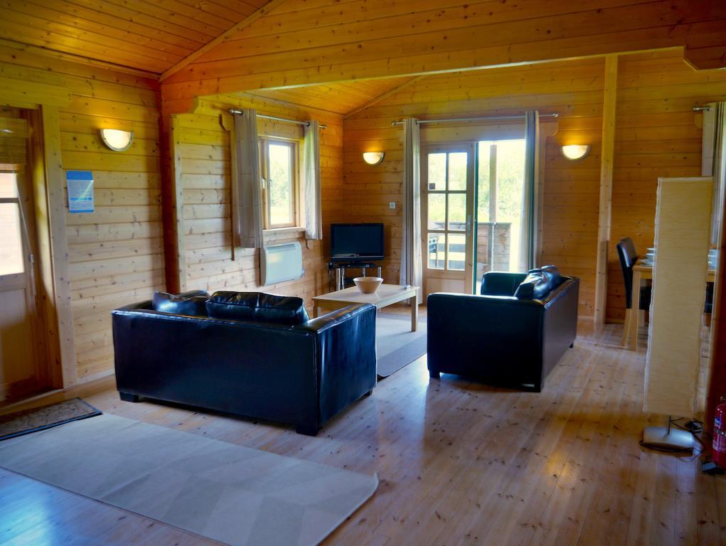 Lake Pochard Holiday Lodges South Cerney Oda fotoğraf